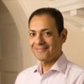 هشام صالح: طبيب أنف استشاري، جراح تجميلي للوجه، لندن
